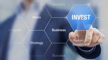 Teacher presenting investment strategy to become a successful bu